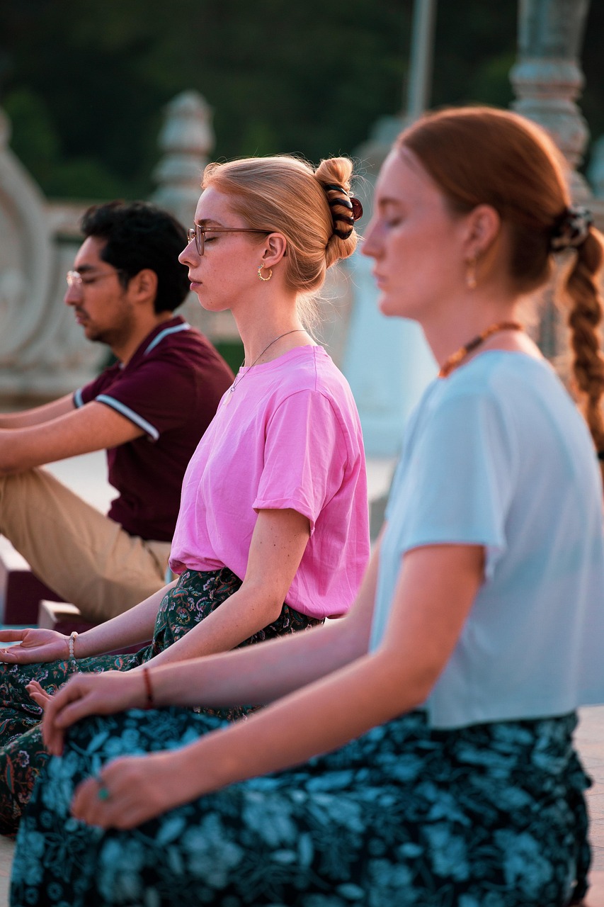 meditate, relax, calm, enlighten, bliss, yoga, fitness, health, wellness, pose, relaxation, peace, balance, outdoors